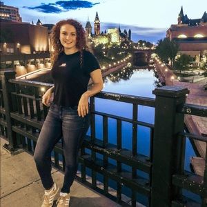 Meet your Posher, Molly